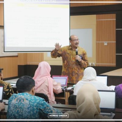 Rektor Mari Bangun Suasana Akademis yang Berkualitas
