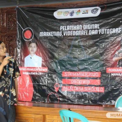 Mahasiswa Manajemen Unesa Mengadakan Pelatihan Digital Marketing Di Pasuruan