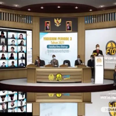 Yudisium Periode 3 FIO UNESA Dekan Dorong Lulusan untuk Terus Belajar dan Mengembangkan Diri
