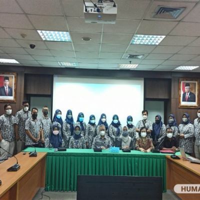 UPT HUMAS UNESA Lanjut Kunker ke UNJ Komitmen Tingkatkan Mutu Layanan Sambut PTN-BH