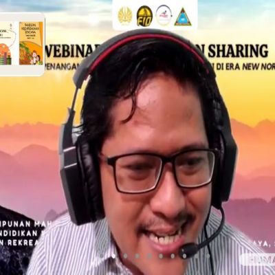 Mahasiswa FIO UNESA Gelar Webinar Nasional Strategi Penanganan dan Mitigasi Bencana Era New Normal
