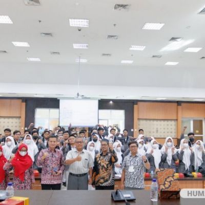 From Semarang to Surabaya, this is what Al-Azhar Islamic High School means to visit UNESA