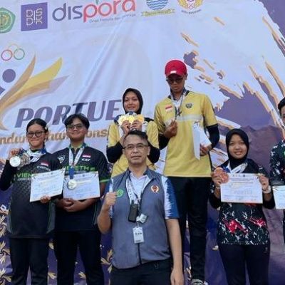 Terjun di Portue Bandung Championship, Atlet Panahan SLOMPN Unesa Raih 4 emas dan Satu Perunggu