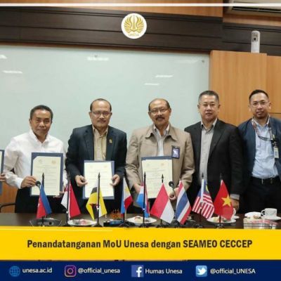 Penandatanganan MoU Unesa dengan SEAMEO CECCEP