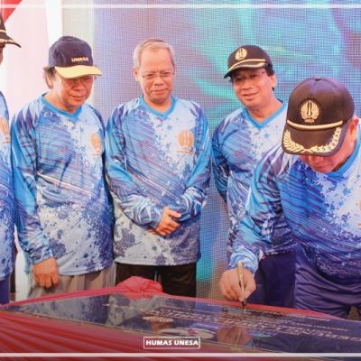 Menristekdikti Resmikan Gedung Baru IsDB Unesa - 7in1 Project