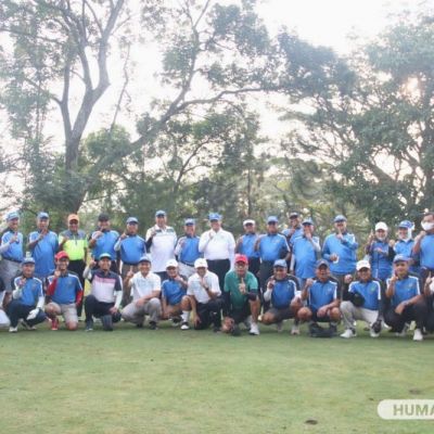 Sejumlah Pejabat Negara dan Rektor Perguruan Tinggi Ramaikan Turnamen Golf Eksekutif UNESA
