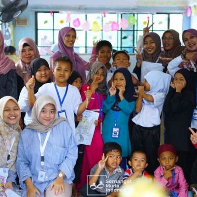 Libur Produktif ala Mahasiswi FBS, Jadi Volunteer Ngajar di Negeri Jiran