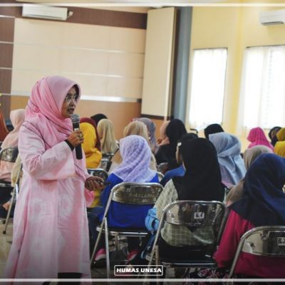Kopma Unesa Adakan Seminar Kewirausahaan dalam Bentuk Pengenalan Koperasi Kepada Mahasiswa