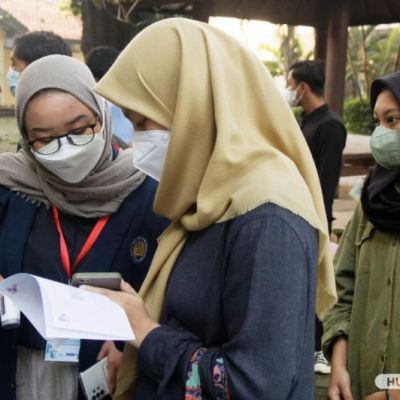 Hari Pertama UTBK di UNESA Lancar dan Aman, Ketua Admisi Peserta Harus Hadir Lebih Awal
