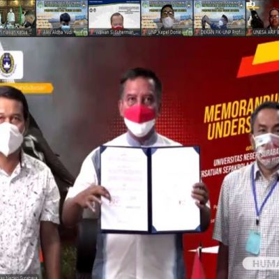 Komitmen Memajukan Persepakbolaan Nasional, PSSI dan UNESA Teken MoU Kerja Sama