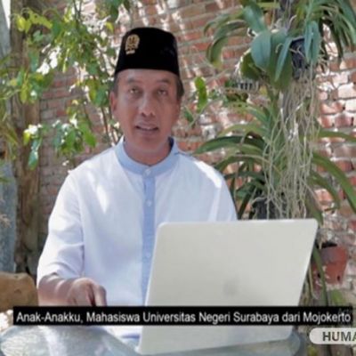 Rektor Unesa Buka Penyambutan Maba yang Diselenggarakan Ormada Formato