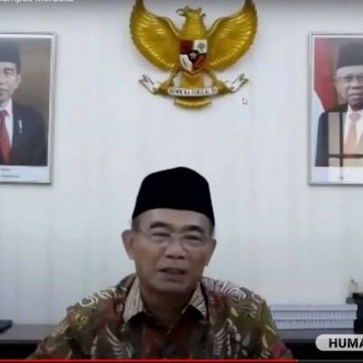 Webinar Nasional dan FGD, Upaya Memperkuat Karakter Bela Negara Anak Muda