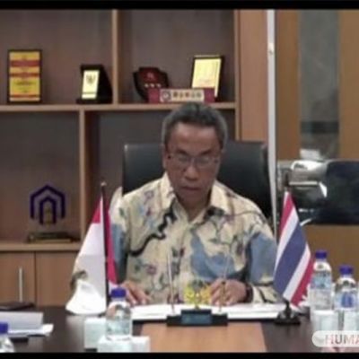 UNESA Teken MoU Kerja Sama dengan King Mongkut s University of Technology North Bangkok