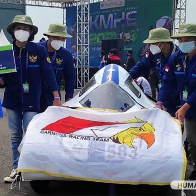Rektor UNESA Jagokan Garnesa Racing Team di Kelas Mesin Pembakaran dalam Diesel