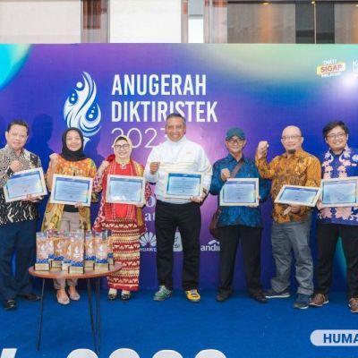 Debut PTN-BH, UNESA Boyong 9 Medali Anugerah Diktiristek 2023