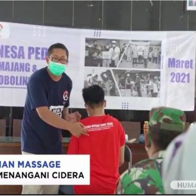 Relawan Unesa Tetap Semangat Untuk Bantu Sesama