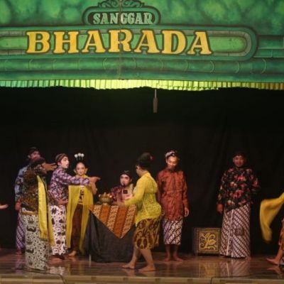 Sanggar Bharada UNESA Helat Kethoprak Berlakon Ki Ageng Mangir
