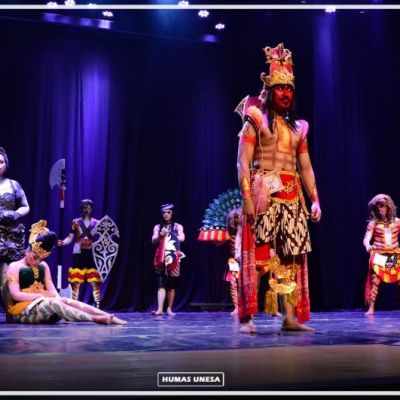 Usung Tema Folklore dalam Show time Gelar Cipta Tata Rias 2019