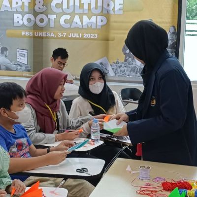 FBS Kenalkan Ragam Seni dan Budaya kepada Pelajar Lewat Art and Culture Bootcamp