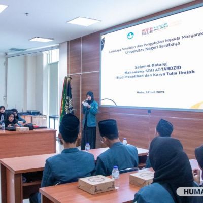 STAI At-Tahdzib Bertandang ke UNESA Perihal Riset dan Publikasi