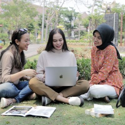 Maba Merapat Simak Tips Pergaulan di Kampus yang Harus Diketahui