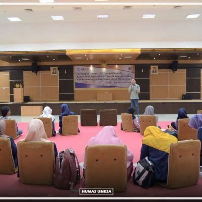 LPPM Bekali Mahasiswa KKN Tematik Kewirausahaan dengan Modul Bersama oleh USAID
