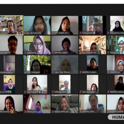 Optimalkan Pembelajaran Bidang Penelitian, Jurusan Bahasa dan Sastra Mandarin Gelar Mimbar Ilmiah