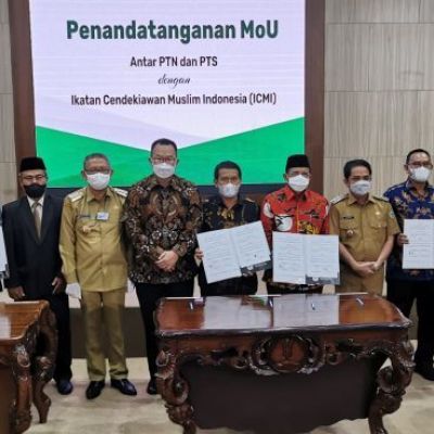 Dorong Inovasi dan Perkuat Implementasi MBKM, UNESA Teken MoU dengan ICMI