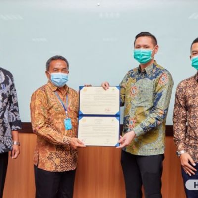 UNESA TEKEN MOU DENGAN PT NUTRIFOOD