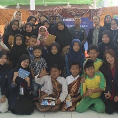 Mahasiswa FBS Beri Pelatihan Bahasa Asing bagi Anak-anak Panti