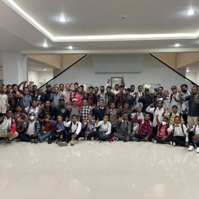 Puluhan Orang Asli Papua Kuliah di UNESA Jalur Asrama Mahasiswa Nusantara