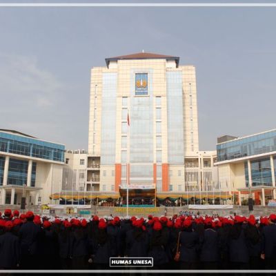 Unesa Gelar Upacara Peringatan Dies Natalis Ke-54