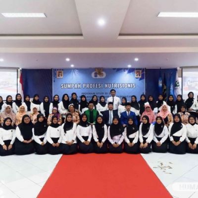 UNESA Ambil Sumpah Puluhan Nutritionist