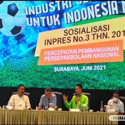 Terlibat Diskusi Industri Sepak Bola, UNESA Optimistik Prestasi Sepak Bola Nasional Bisa Melejit