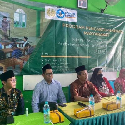 UNESA Beri Pelatihan Pesantren Ramah Anak di Jombang