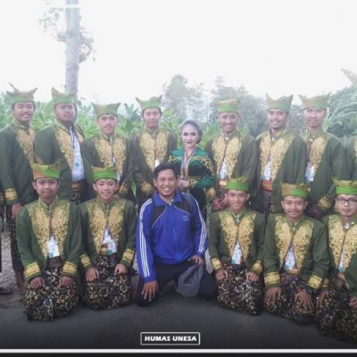 Tim Bharada Unesa Raih Juara Ketiga Festival Panen Karawitan