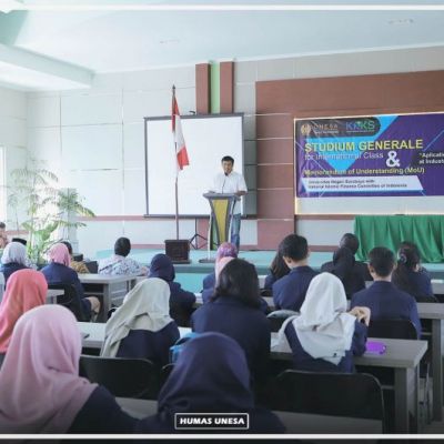 Fakultas Ekonomi Unesa Gelar Stadium Generale untuk Kelas Internasional